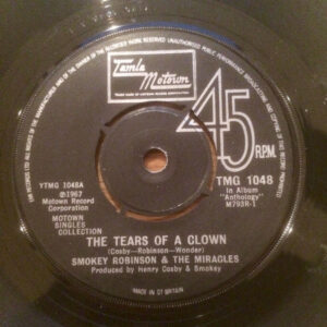 Smokey Robinson and The Miracles - The Tears Of A Clown / The Tracks Of My Tears 7 Inch Vinyl Single (7 Inch Record) (Jukebox Record)